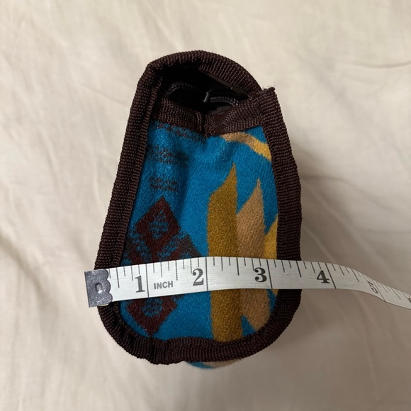 Pendleton - Small Wool Pouch - Picture 6 of 9